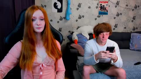 Snapshot of laksmrrr chatting on 2, 2, 2025 Lu Alex online show from 2, 2, 2025