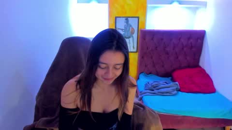 Lala clark online show from 6, 1, 2026