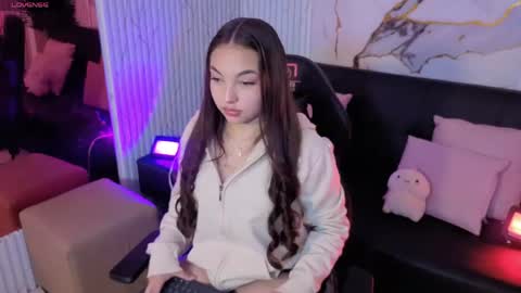 lally_tay online show from 13, 5, 2026