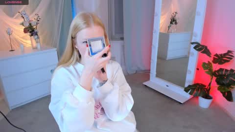 Laly online show from 26, 1, 2025