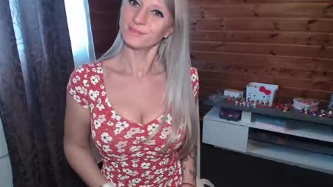 LaMadrina006 online show from 25, 2, 2026