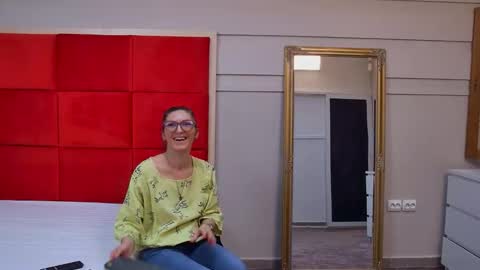 LanaBanner online show from 16, 9, 2025