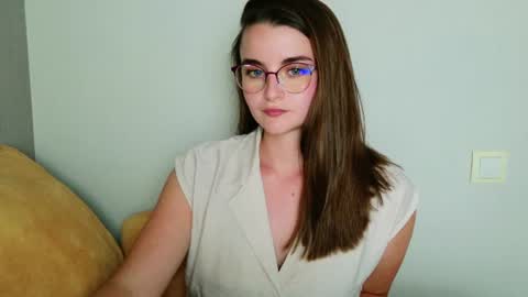 lana_gl online show from 19, 6, 2026