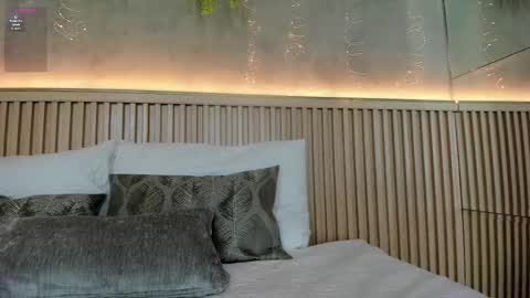 lana_lann online show from 4, 3, 2026