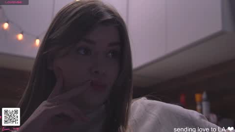 Snapshot of lana_rosy chatting on 12, 1, 2025 Alana online show from 12, 1, 2025