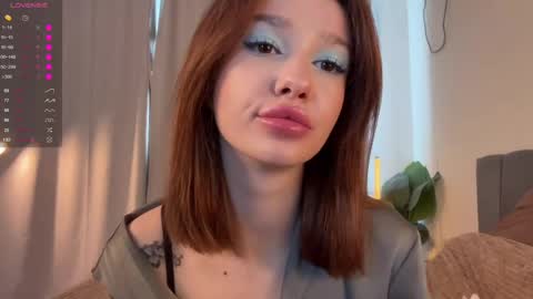Snapshot of lana_vee chatting on 30, 4, 2026 Cleo online show from 30, 4, 2026