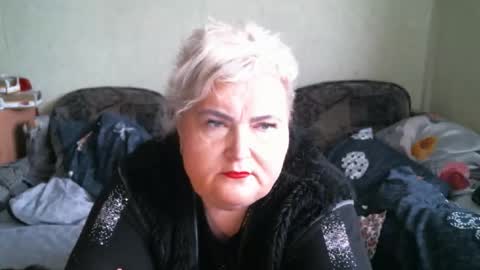 lanacat555 online show from 15, 12, 2025