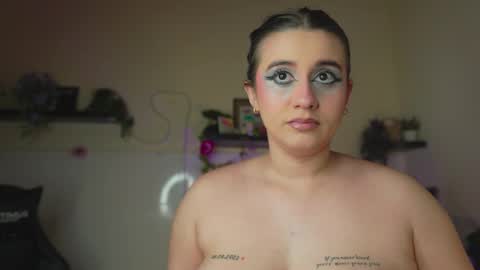 lanaherondale_ online show from 24, 3, 2026