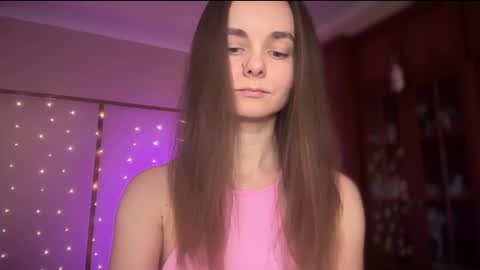 Lana online show from 20, 2, 2025