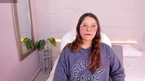 Snapshot of lanna_18_ chatting on 20, 6, 2026 Lanna online show from 20, 6, 2026