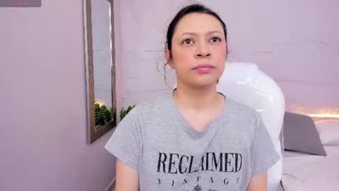 Snapshot of lanna_18_ chatting on 11, 7, 2026 Lanna online show from 11, 7, 2026