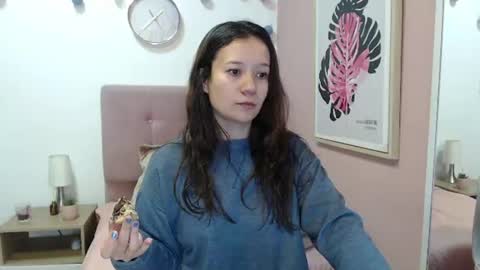 Snapshot of lanna_mills chatting on 17, 7, 2026 Lanna online show from 17, 7, 2026