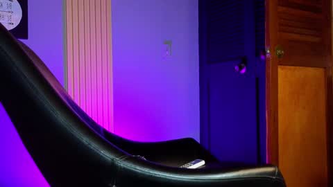 la paisita  online show from 1, 2, 2025