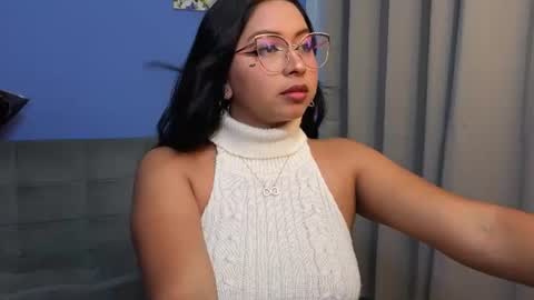Lara  online show from 13, 7, 2026