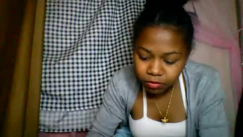 Snapshot of lara_belle chatting on 17, 7, 2026 lara_belle online show from 17, 7, 2026