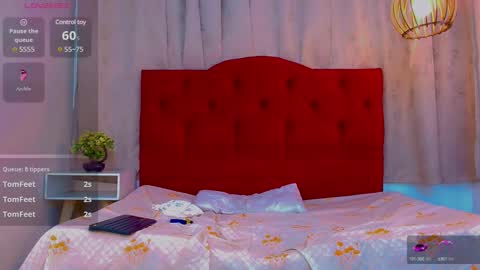 Snapshot of lara_brunette chatting on 3, 3, 2025 Lara Brunette  online show from 3, 3, 2025