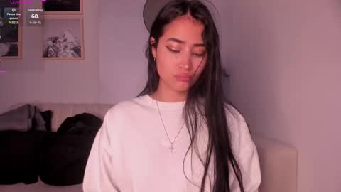 Lara Madisson online show from 13, 9, 2025