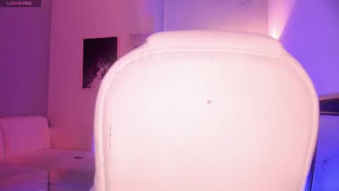 Lara Madisson online show from 23, 7, 2026