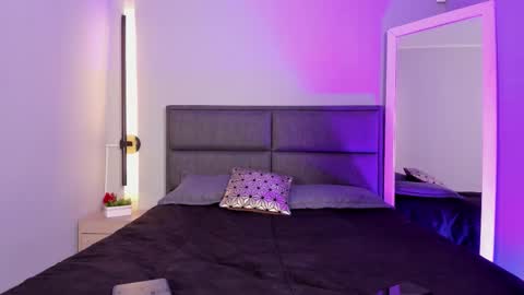 Snapshot of lara_reynolds_ chatting on 5, 2, 2026 lara_reynolds_ online show from 5, 2, 2026