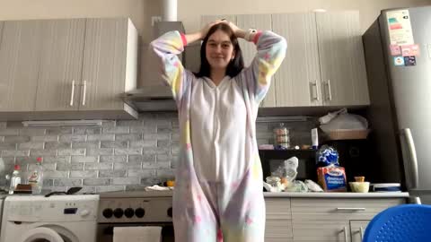 lara online show from 7, 3, 2026