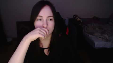 Laralianna online show from 5, 3, 2026