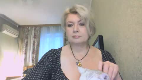 laramrs online show from 29, 11, 2025