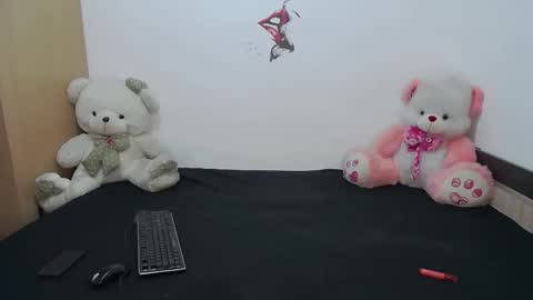 larapoison online show from 18, 11, 2025