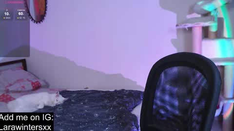 larawinters online show from 4, 10, 2025