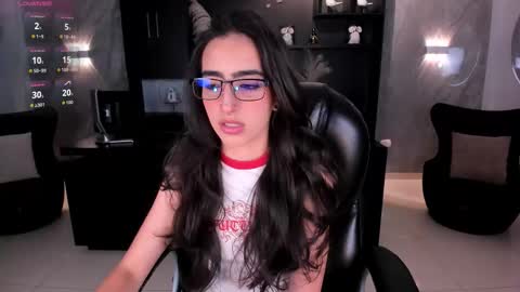 Larisa Smirnov online show from 19, 2, 2026