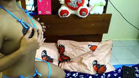 larita_curly online show from 20, 4, 2026