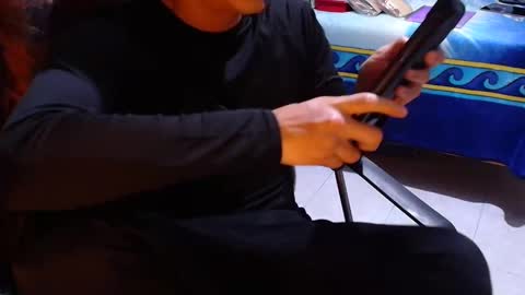 Snapshot of larry_art_a chatting on 4, 3, 2026 Larry online show from 4, 3, 2026