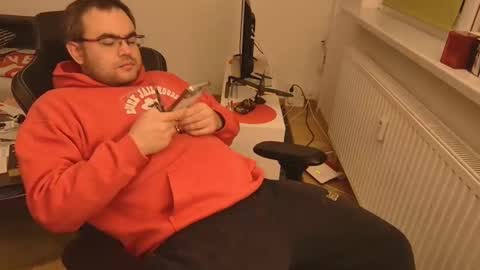 Snapshot of latexboy893 chatting on 7, 1, 2026 latexboy893 online show from 7, 1, 2026