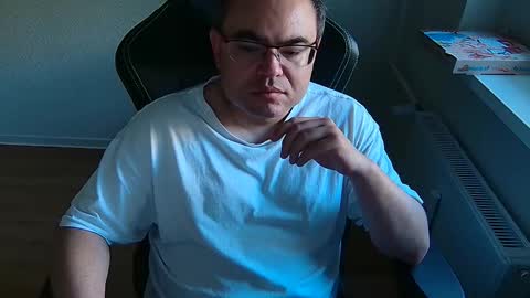latexboy893 online show from 1, 6, 2026