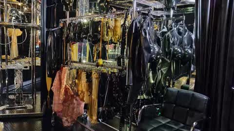 latexlover202 online show from 11, 2, 2026