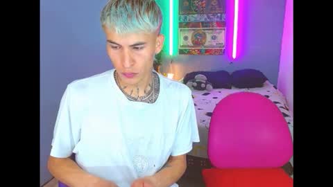 Snapshot of latin_boysxxx_ chatting on 27, 10, 2025 latin_boysxxx_ online show from 27, 10, 2025