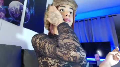 Snapshot of latin_goddessx chatting on 25, 6, 2026 instagramlatin goddessx im nikoll online show from 25, 6, 2026
