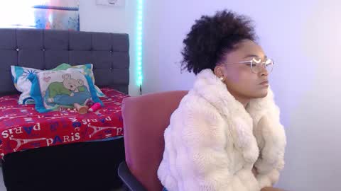 Snapshot of latin_rihanna_j chatting on 25, 2, 2026 karen online show from 25, 2, 2026