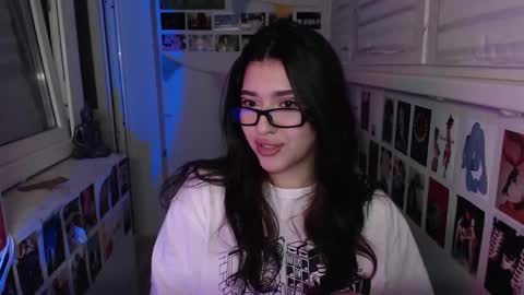 miiiiiiaaaa online show from 7, 2, 2025