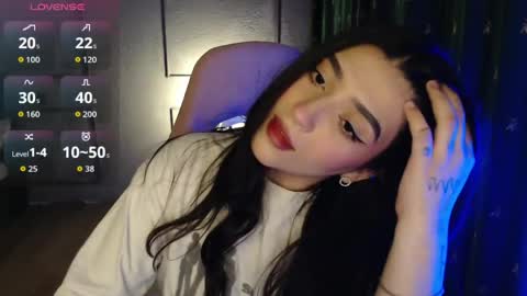 miiiiiiaaaa online show from 15, 4, 2026