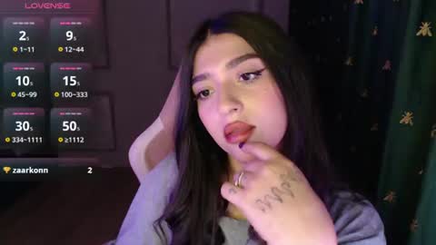 Snapshot of latina_mia chatting on 26, 6, 2026 miiiiiiaaaa online show from 26, 6, 2026