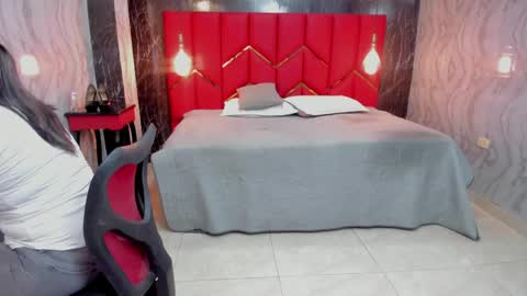 EMMA   online show from 6, 4, 2026