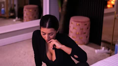 Latina online show from 17, 3, 2026