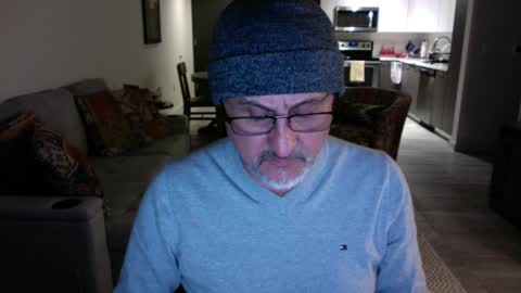 Snapshot of latinnous chatting on 2, 12, 2024 QS - INDEPENDENT MODEL online show from 2, 12, 2024