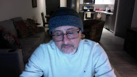 Snapshot of latinnous chatting on 9, 12, 2024 QS - INDEPENDENT MODEL online show from 9, 12, 2024