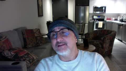 Snapshot of latinnous chatting on 15, 12, 2024 QS - INDEPENDENT MODEL online show from 15, 12, 2024