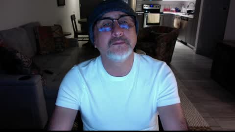 Snapshot of latinnous chatting on 24, 12, 2024 QS - INDEPENDENT MODEL online show from 24, 12, 2024