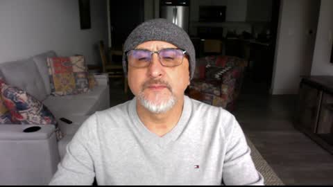 Snapshot of latinnous chatting on 25, 12, 2024 QS - INDEPENDENT MODEL online show from 25, 12, 2024