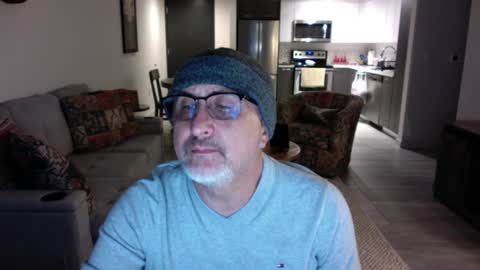 Snapshot of latinnous chatting on 17, 1, 2025 QS - INDEPENDENT MODEL online show from 17, 1, 2025