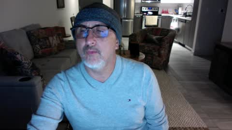 Snapshot of latinnous chatting on 17, 1, 2025 QS - INDEPENDENT MODEL online show from 17, 1, 2025