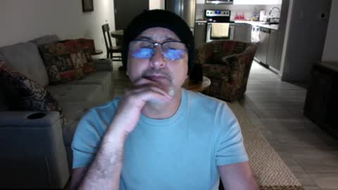 Snapshot of latinnous chatting on 18, 1, 2025 QS - INDEPENDENT MODEL online show from 18, 1, 2025